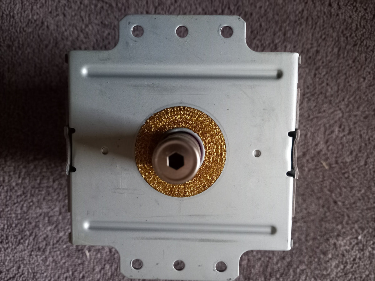 Genuine Electrolux Microwave Oven Magnetron 2M303H Toshiba
