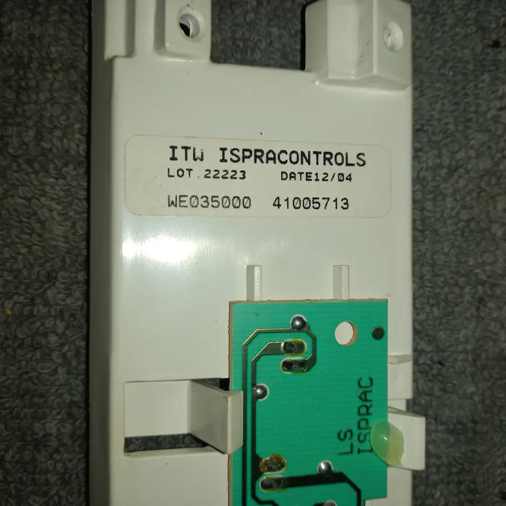 41005713 Display board