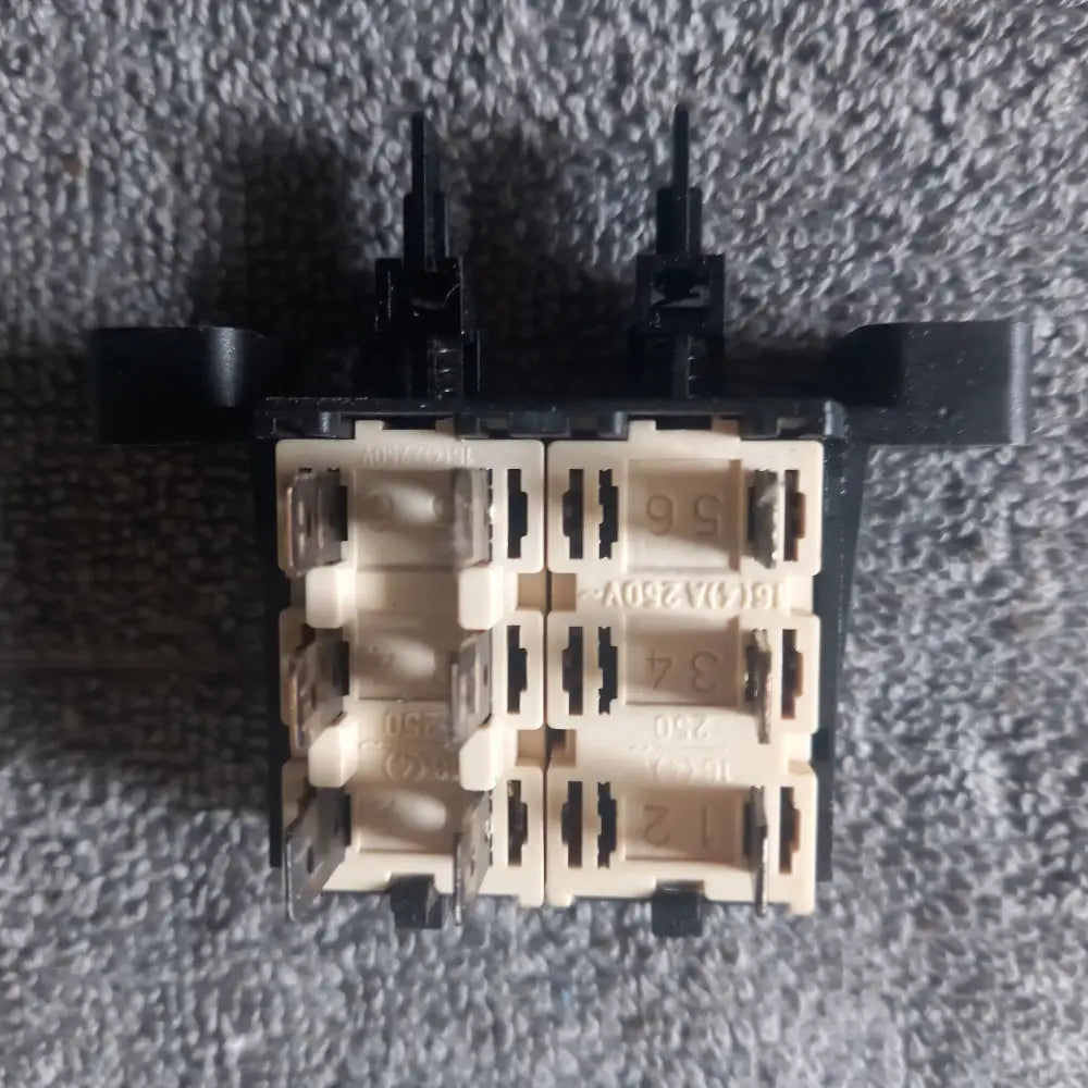 94720204 SWITCH BANK GENUINE