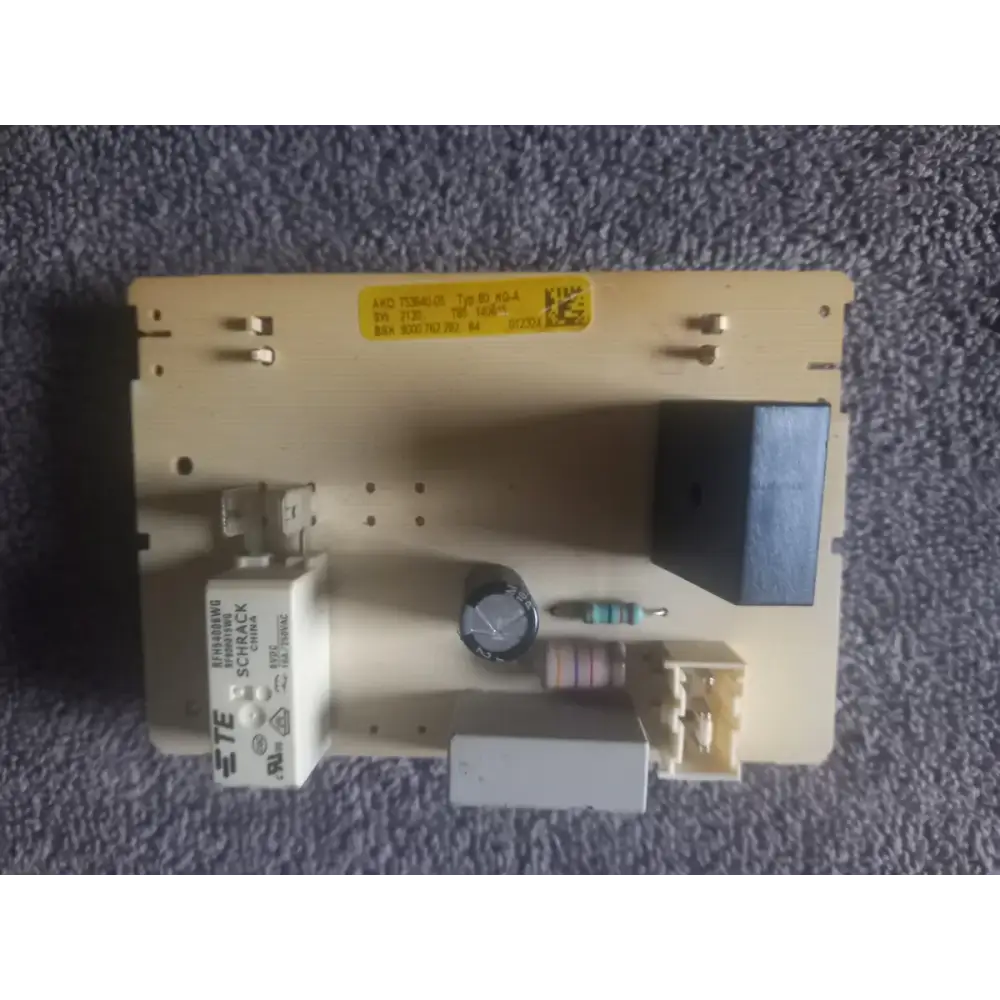 ako 753640-05 typ e0 hga bsh 9000 762 282 9000762282 bosch oven digital timer clock,used