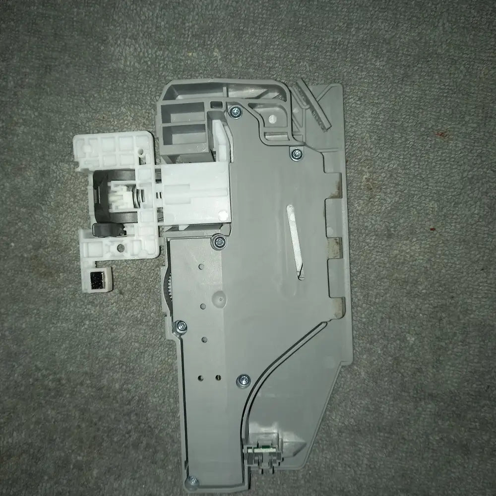 appliance spare parts for your one stop bosch siemens dishwasher door lock spares 9000 985 351 used tested appliance