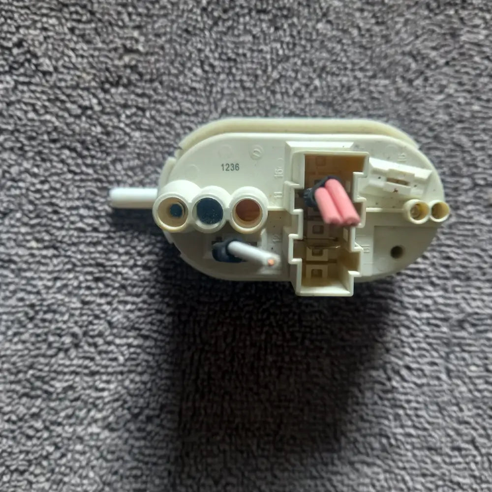 buy genuine spare parts for b111-114-d001 water level switch
