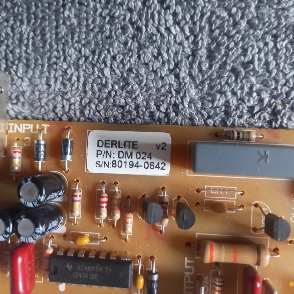 derlight p/n dm 024 750240 iss oven pcb,used tested.750240