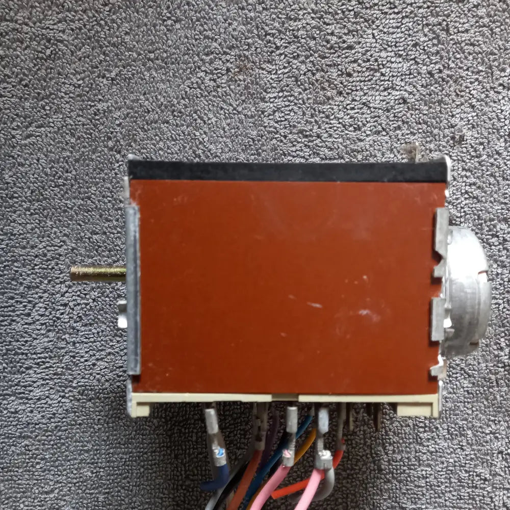 Electrolux zanussi TDC1000W (91672004903) Tumble Dryer 240vt70 4799 1127/3/1.05 timer programme timer unit,used tested.
