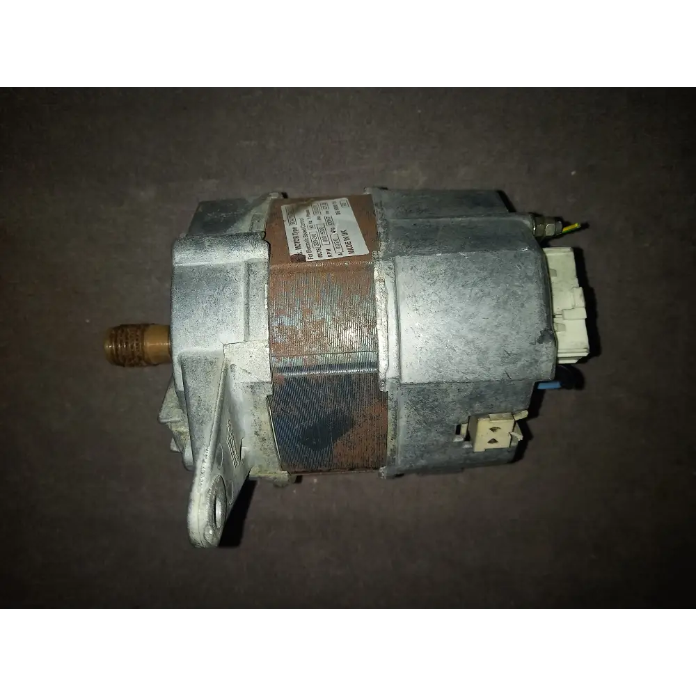genuine HOTPOINT WM61PR WASHING MACHINE main motor