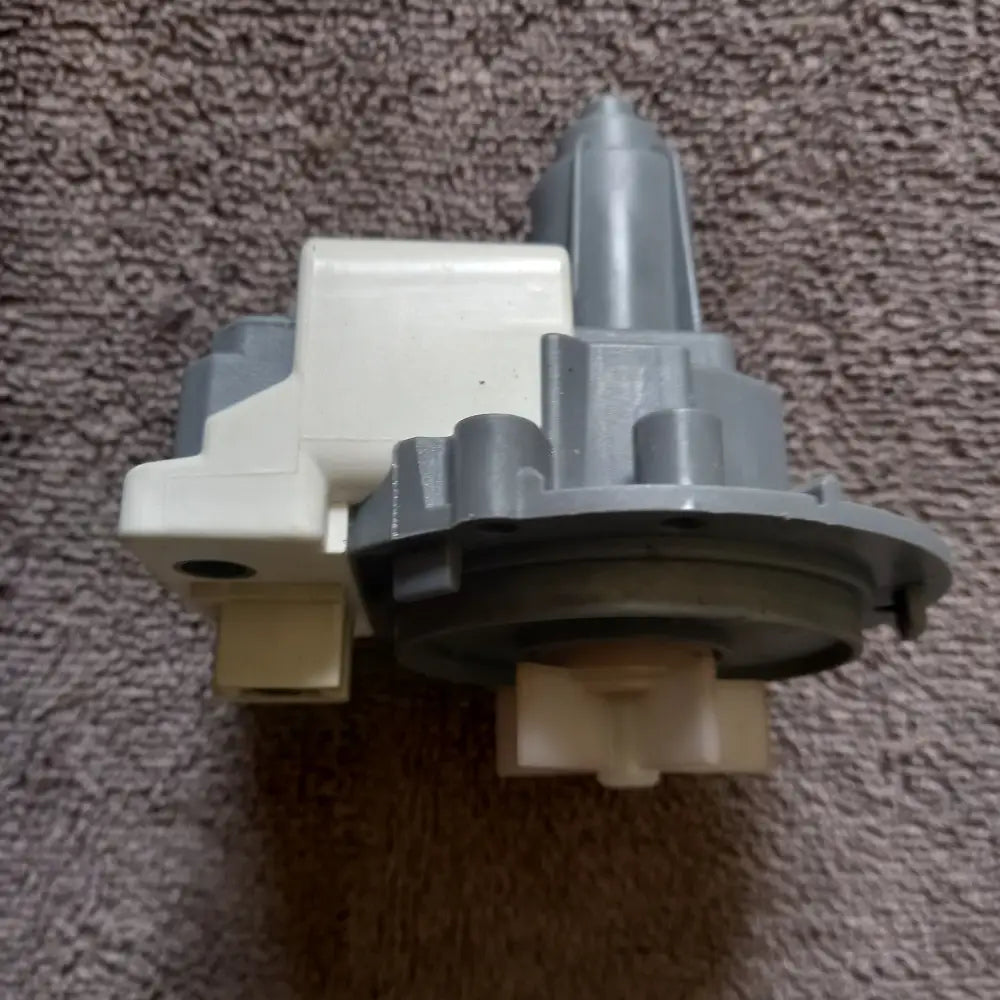 genuine spare parts Circulation Pump Assembly: HANYU B12-6A01 0.3a 50Hz (9019818)