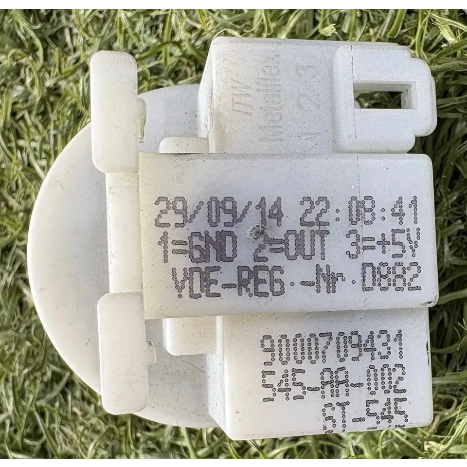 genuine spare parts for Genuine BOSCH WAK28260 Washing Machine Pressure Switch 9000709431