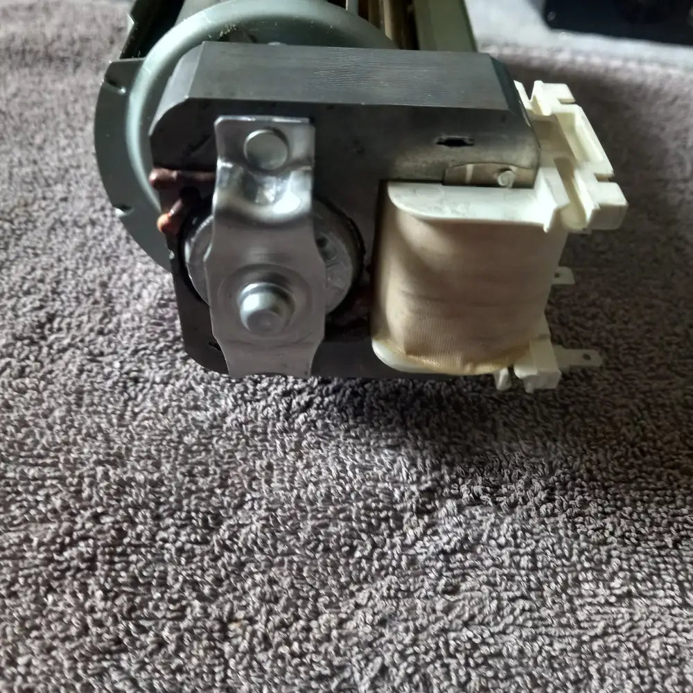 genuine spare parts for Hotpoint UBZ 891 C(K) Cooker & Oven Spares circulation fan motor plaset p/n di0065 type 56880