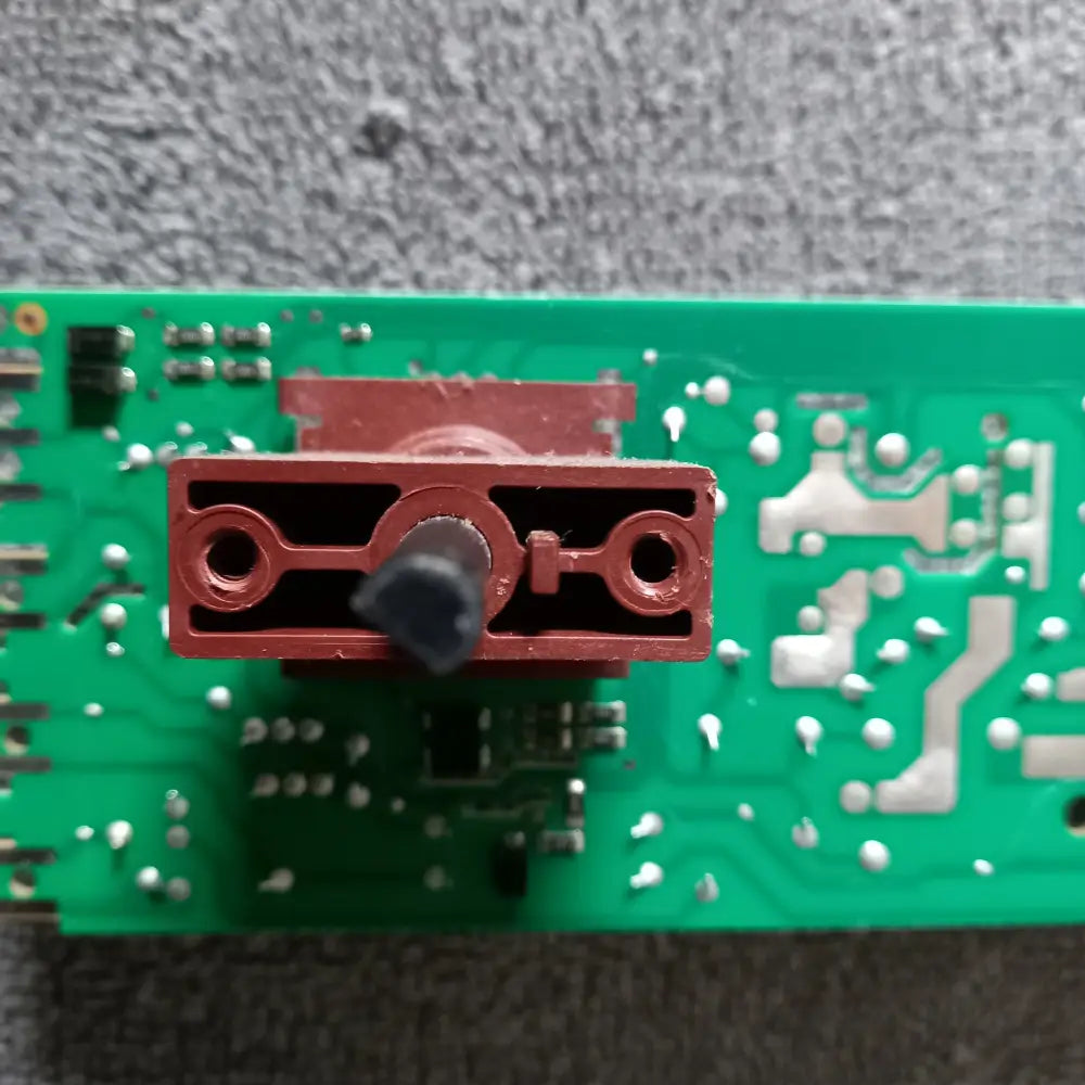 HOTPOINT SA2 540 H WH OVEN CONTROL MODULE w11034995/a used tested.