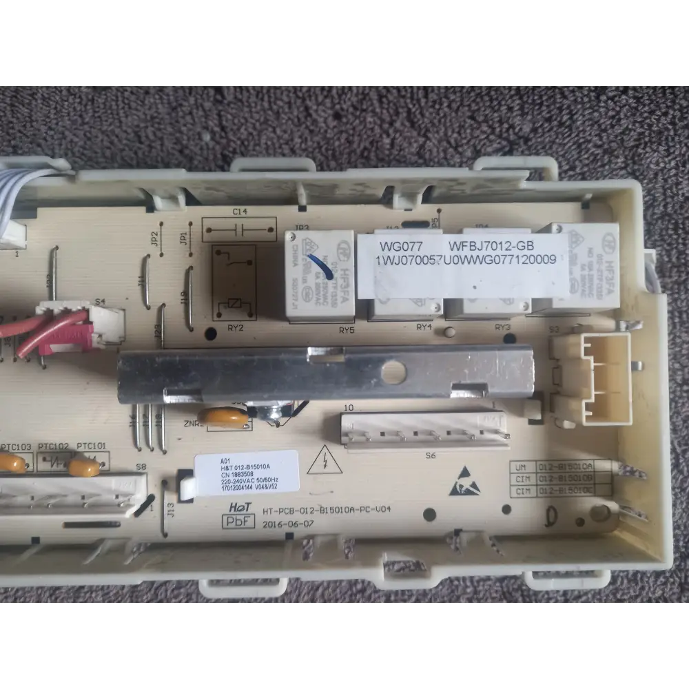 ht-pcb-012-b15010a-pc-v04 hisense front digital display.