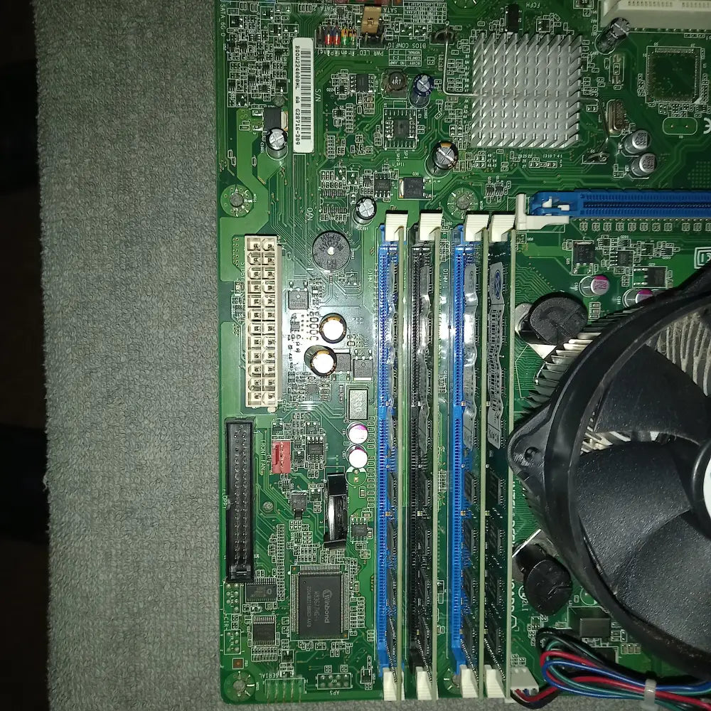 intel desktop board class b canada ices 003