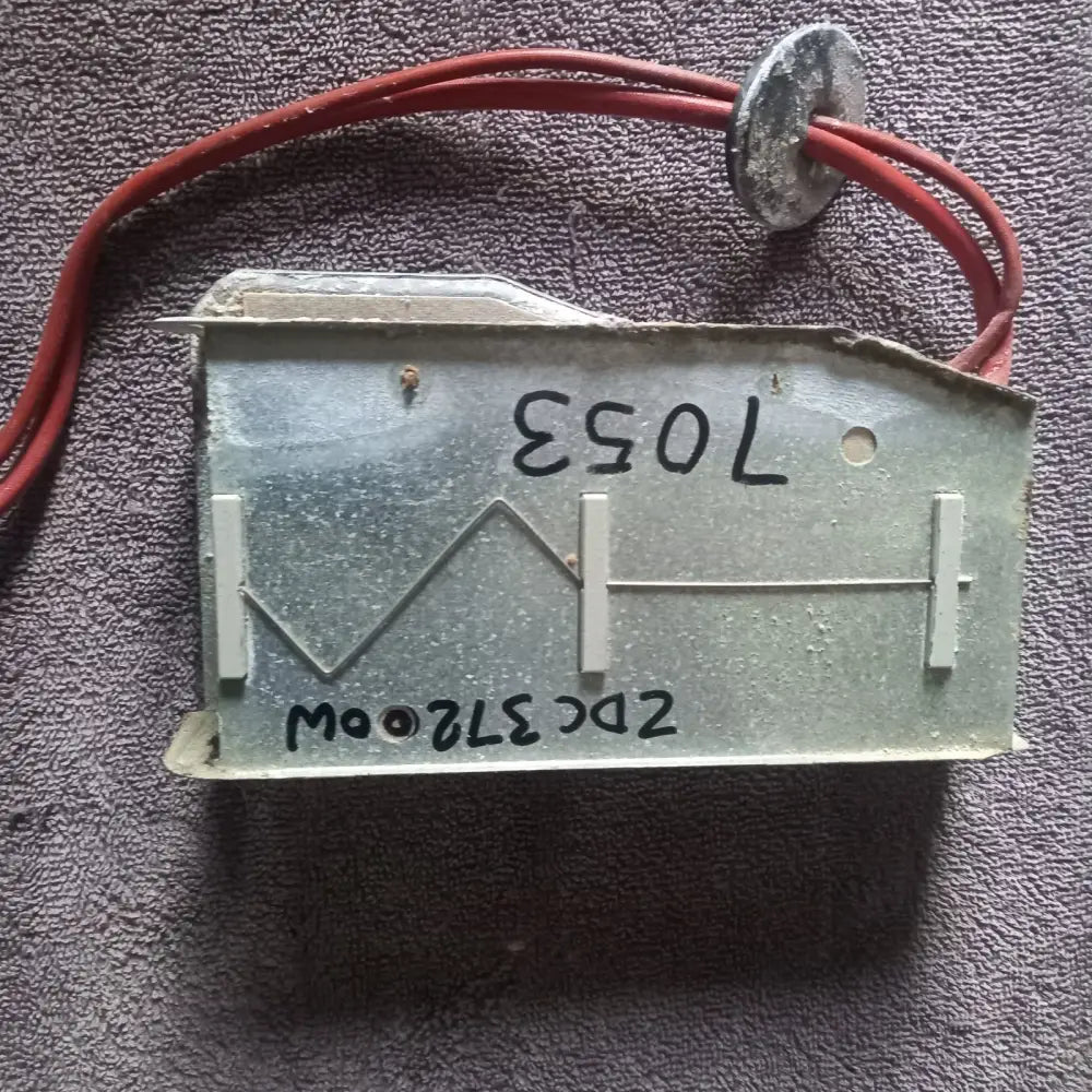 MySimpleStore - Your One-Stop Appliance Spare Parts Solution3 PINS IRCA 1270 526Z 240V 1400W 600W 125753033 411406Y