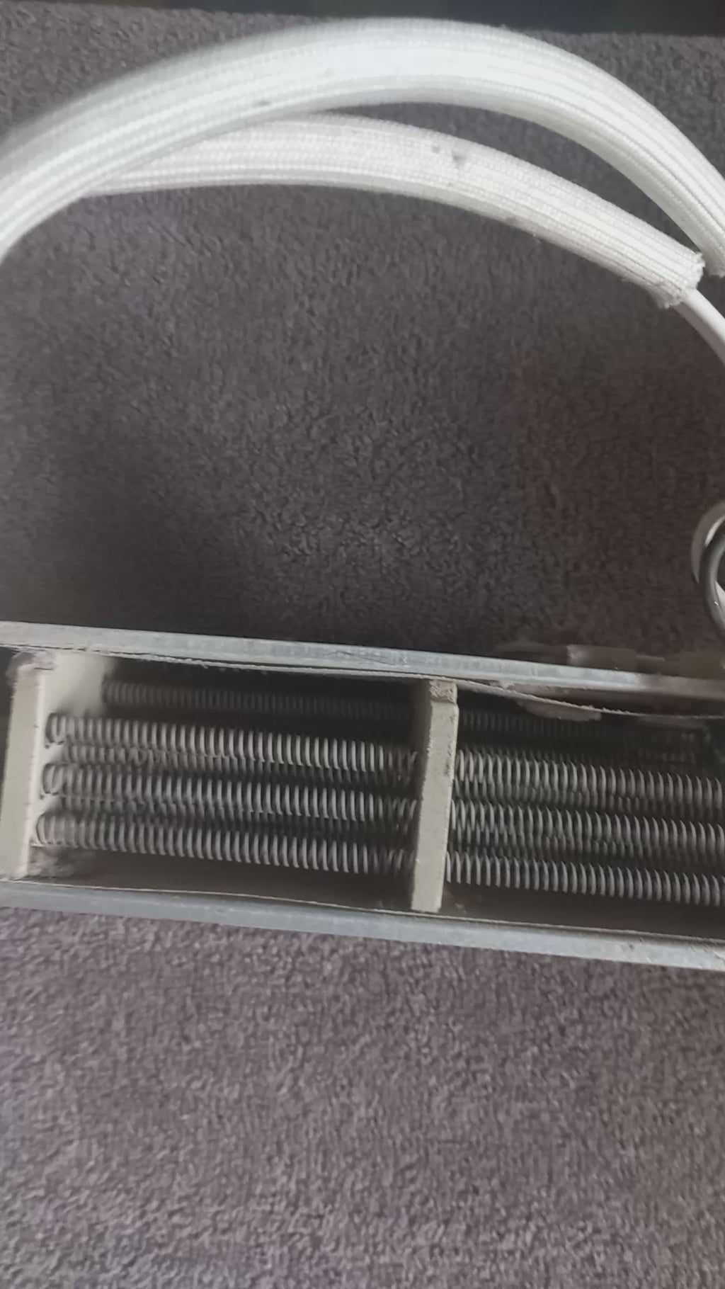 genuine spare parts for zanussi td 524 tumble dryer heater element.124504423 1400/1000watt