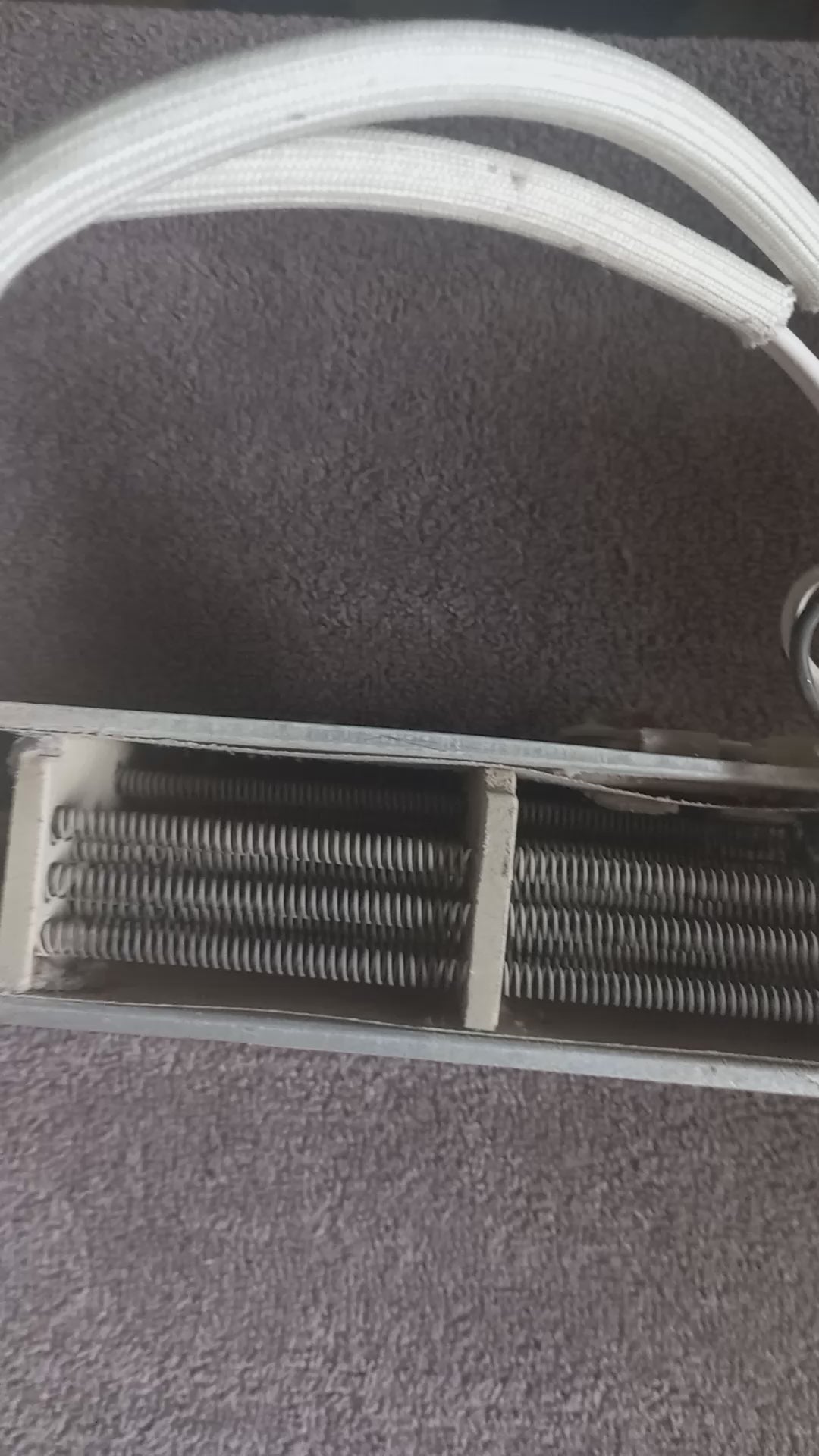 genuine spare parts for zanussi td 524 tumble dryer heater element.124504423 1400/1000watt