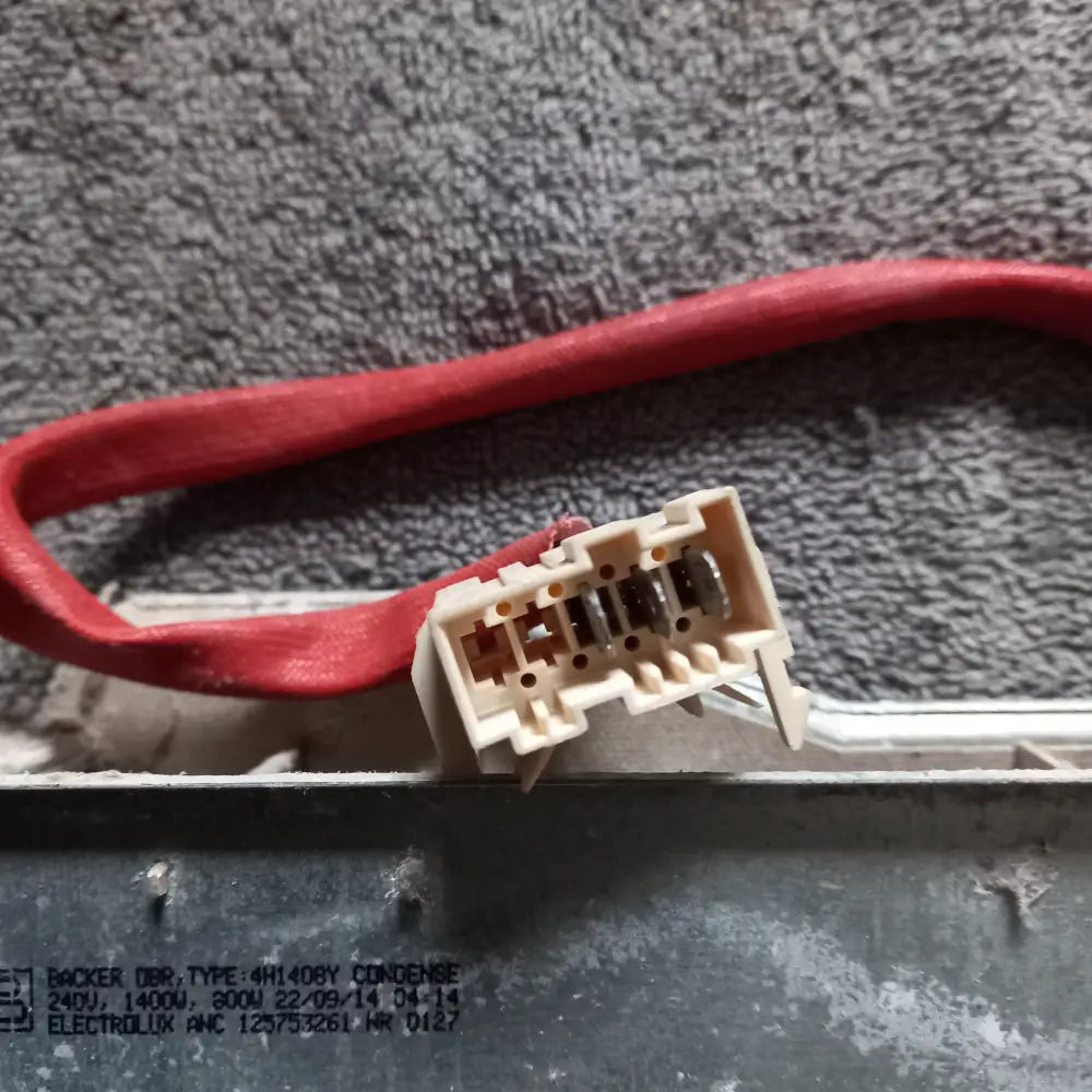 ZANUSSI ZDCB37209W Tumble Dryer 1400W Heater Unit PN: 125753261 used